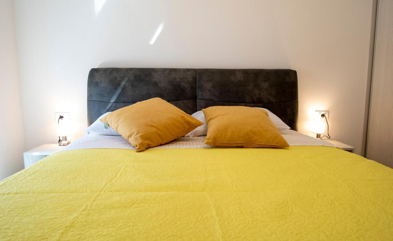 Apartamento Lijon Banjole Exterior foto